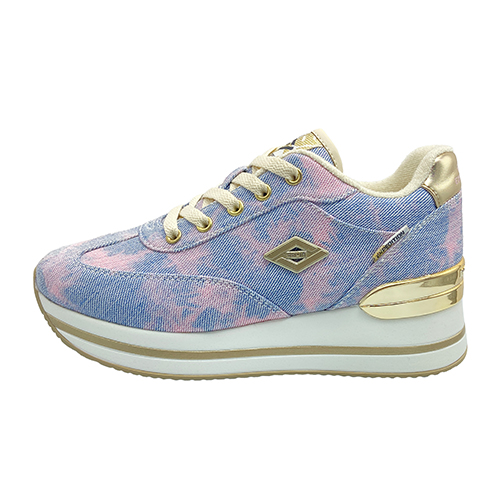 casual shoes
